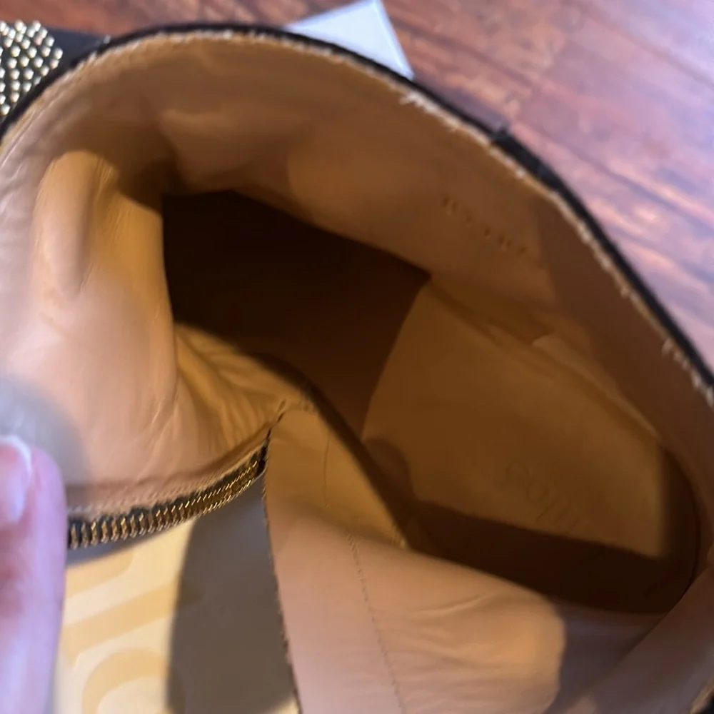 Chloe Susanna Ankle Boots - Picture 9 of 11